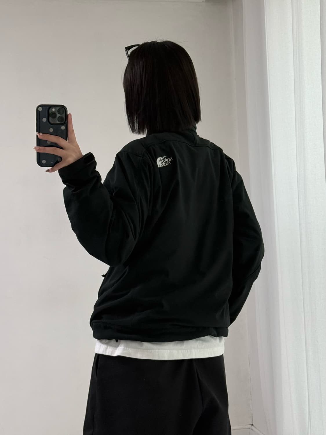 노스페이스 블랙 집업 상품이미지4