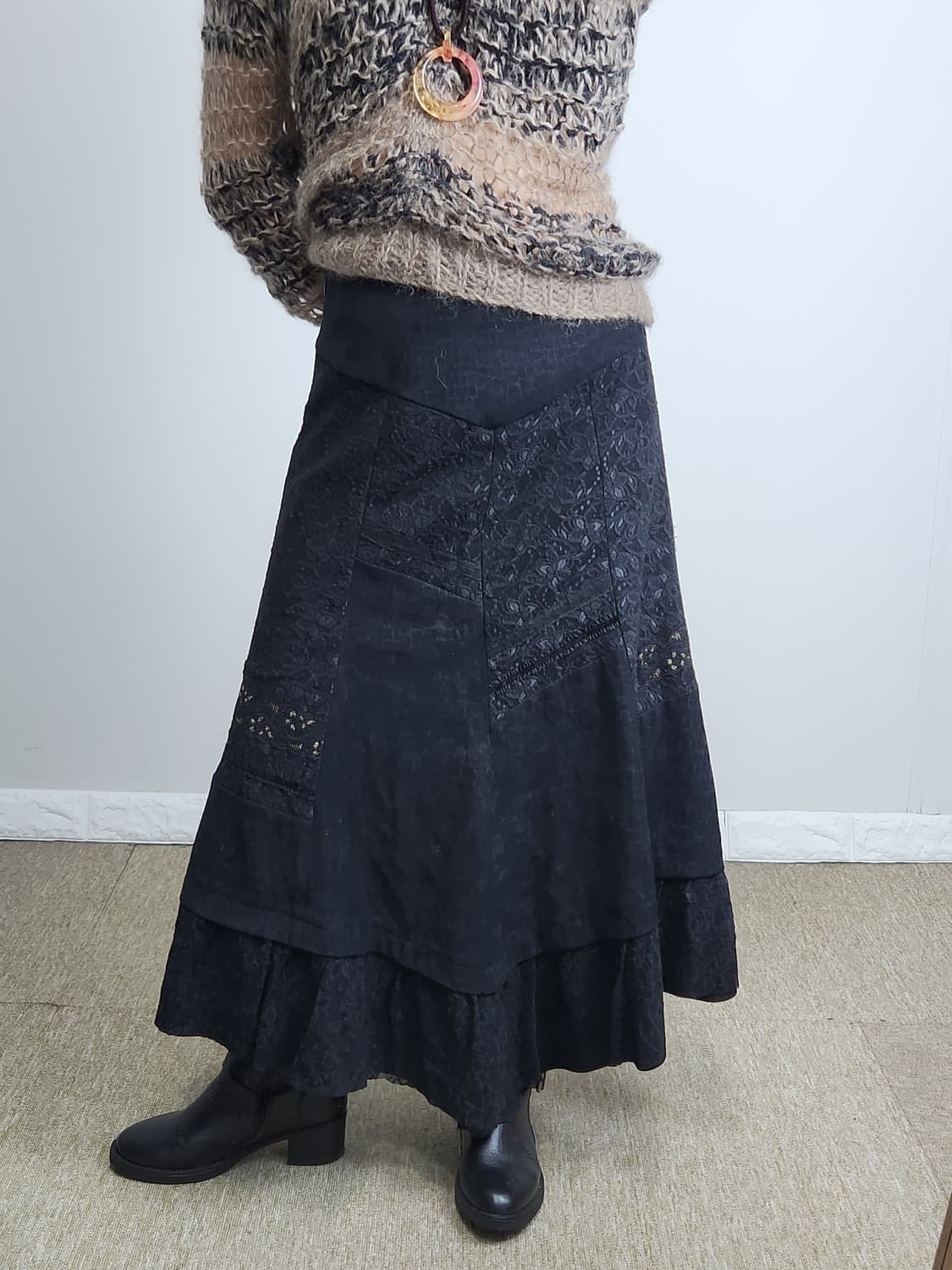 레이스 자수 롱 스커트 상품이미지3