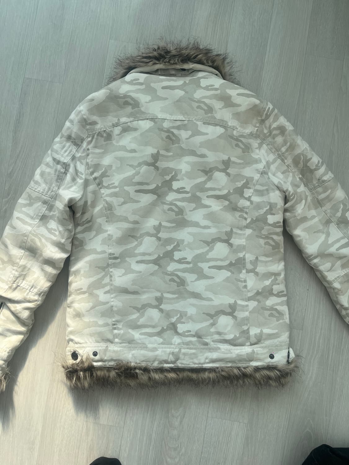 In The Attic fur collar jacket 상품이미지4