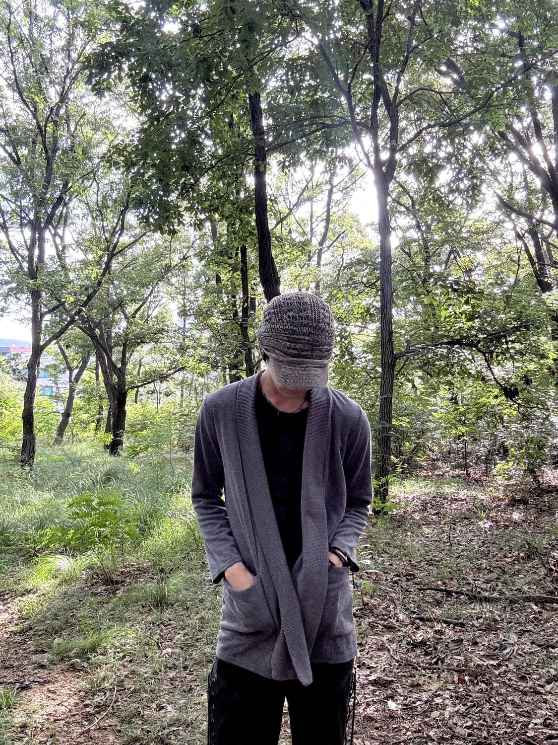 “Cutie Blonde” V-Kei Mood Grey Cardigan 상품이미지6