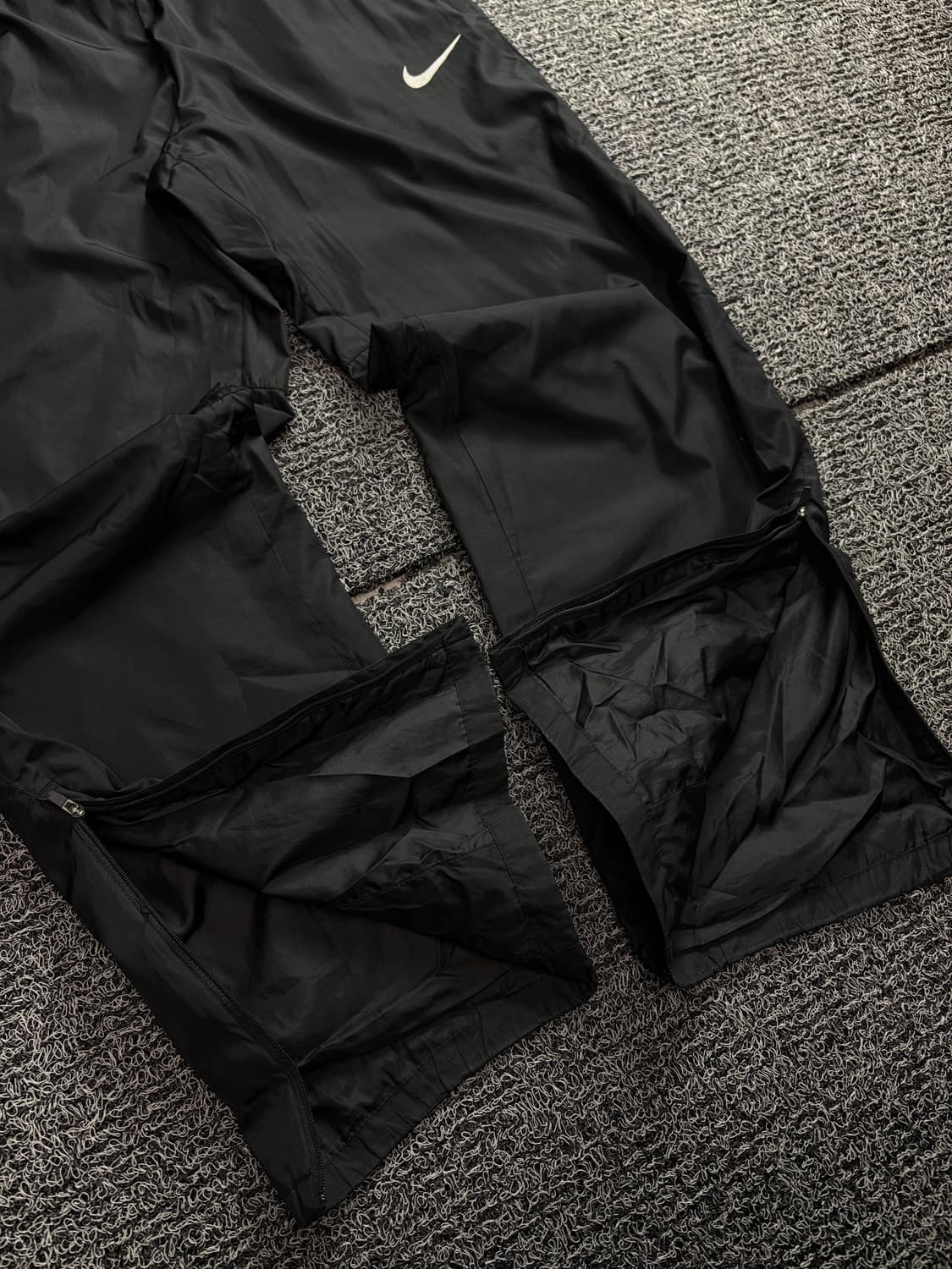 나이키 스톰핏 블랙 와이드 우븐 트랙팬츠 블랙 1823 상품이미지3