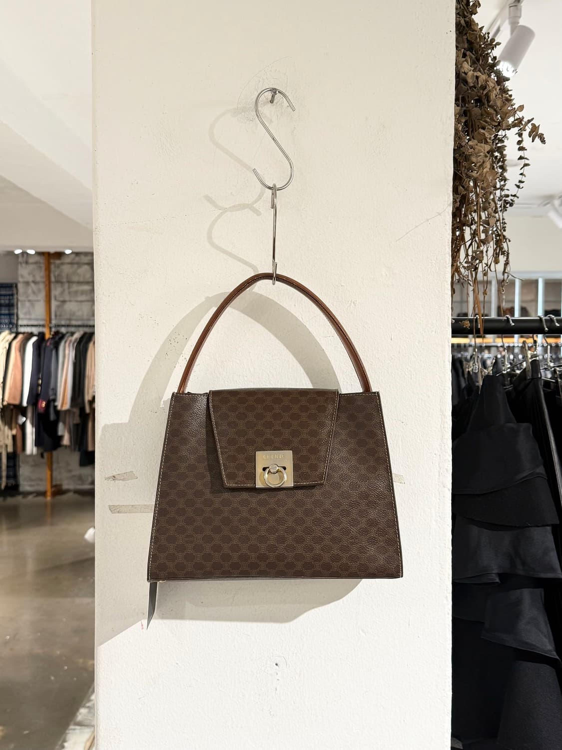 셀린느 브라운 마카담 탑핸들 토트백 상품이미지2