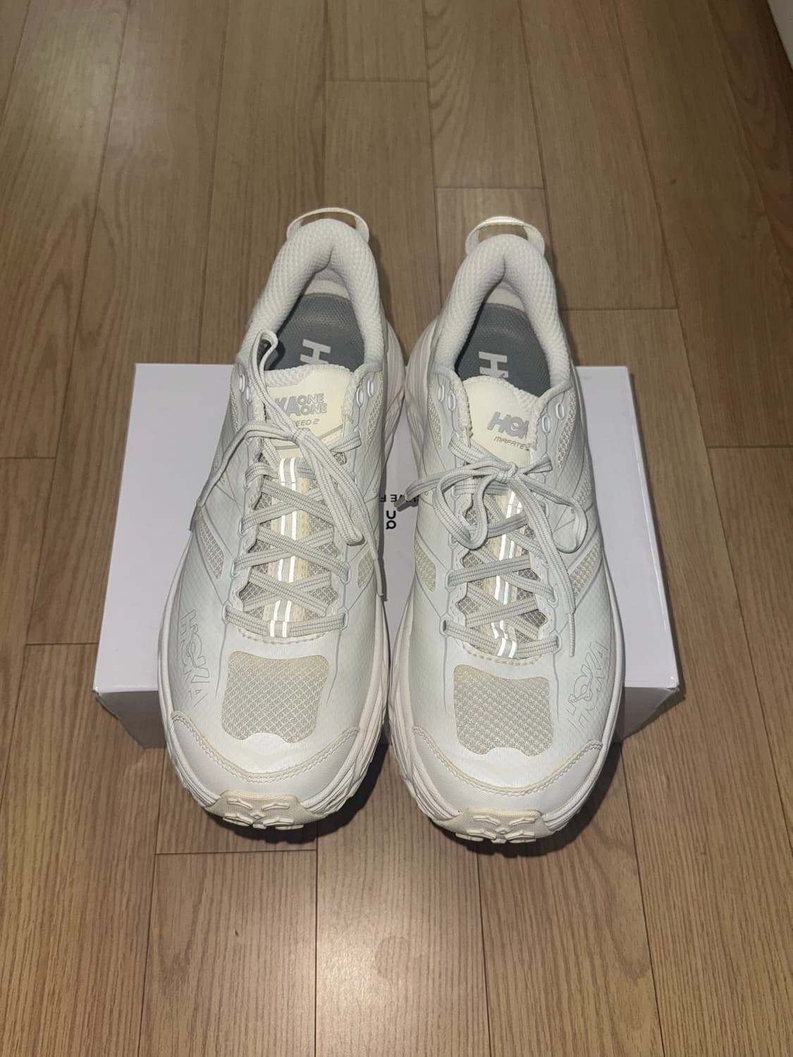 호카 마파테 스피드 2 화이트 루나 락 285 상품이미지1