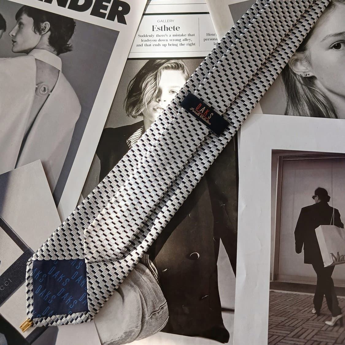 닥스 실크 혼방 블랙 체크 텍스처 슬림 넥타이 8cm A등급 A19537 상품이미지4
