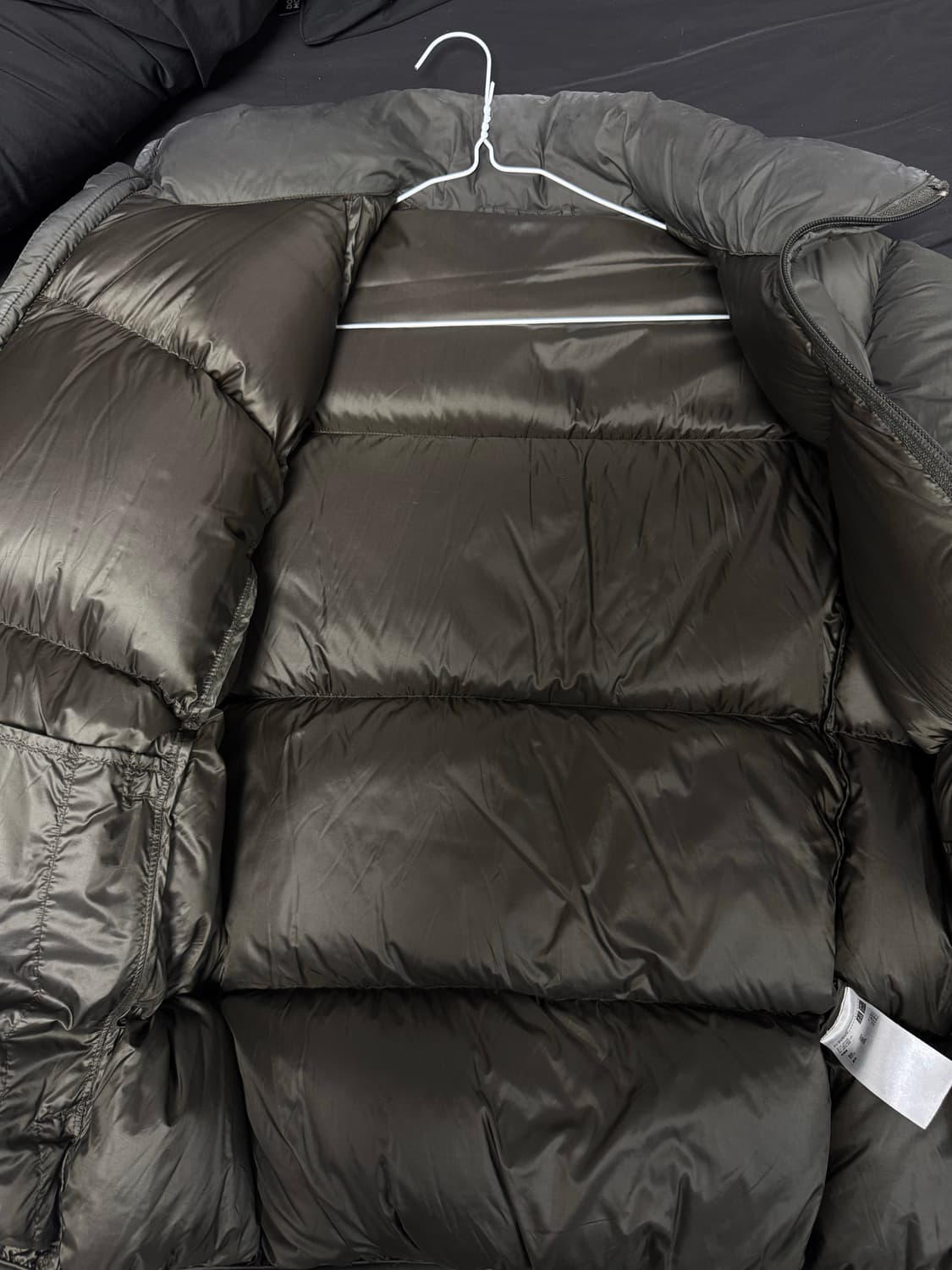 유니클로 숏패딩 카키 S 상품이미지2