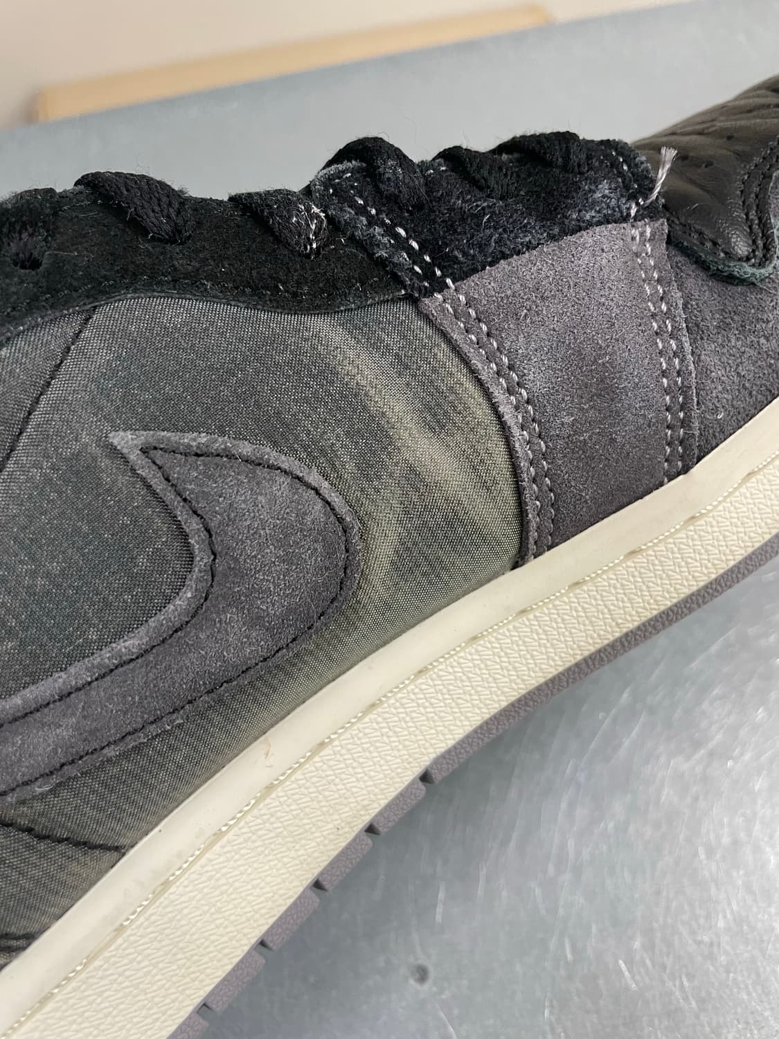 조던1 로우 SE 크래프트 블랙 시멘트그레이 285  상품이미지8