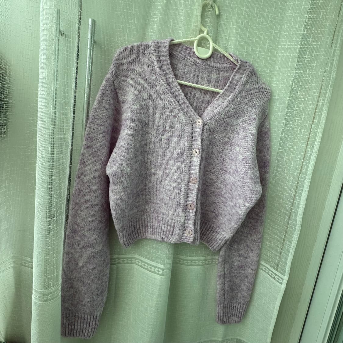 라벤더 색감 예쁜 니트 가디건 상품이미지1