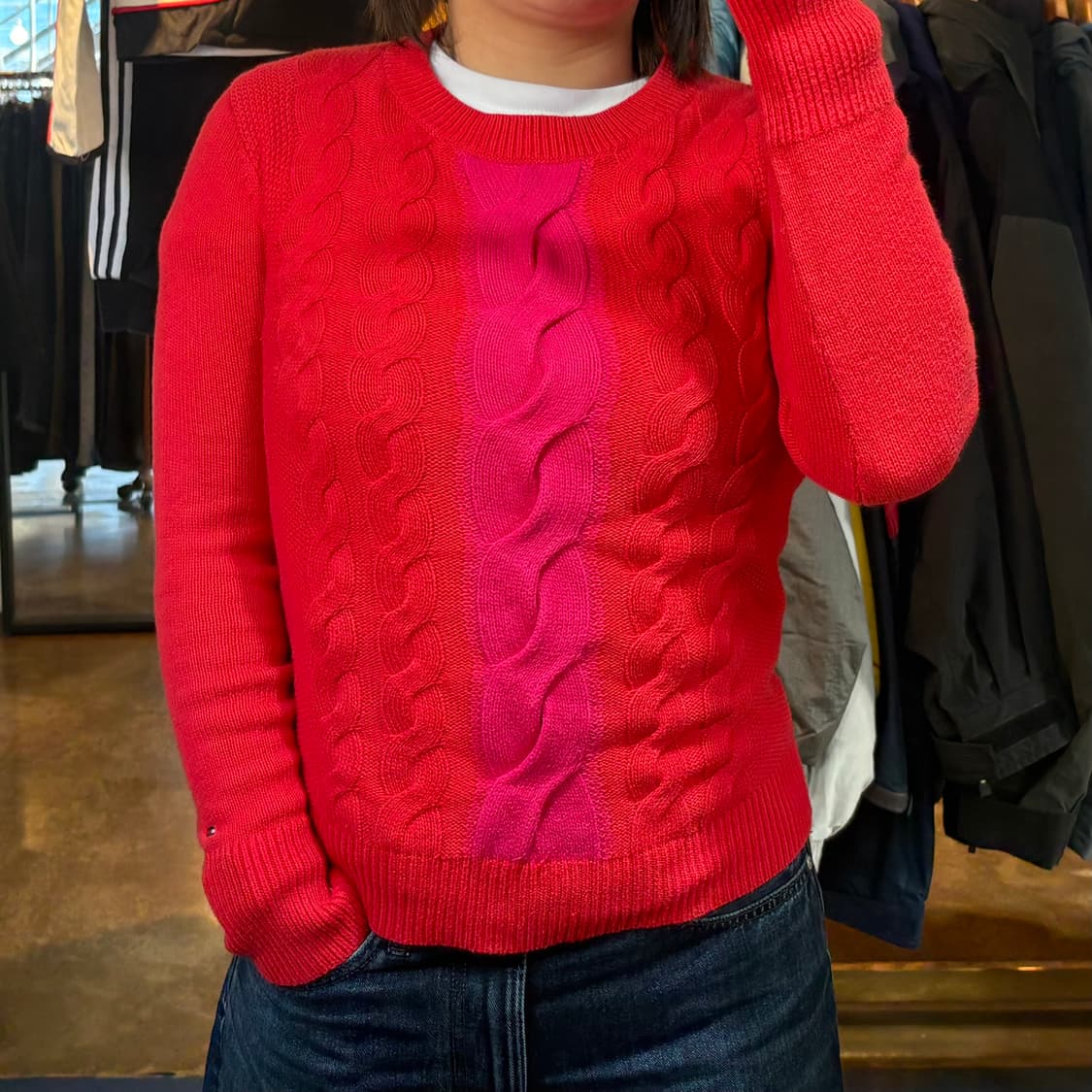 타미힐피거 다홍 케이블 니트 상품이미지1