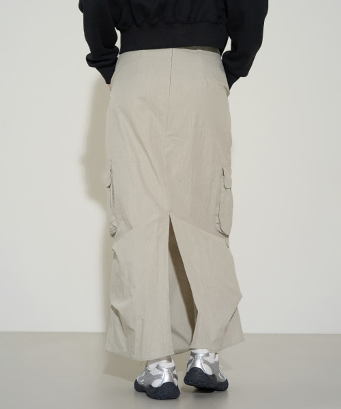 [ILLIGO 일리고]  나일론 카고 롱 스커트 그레이 상품이미지2