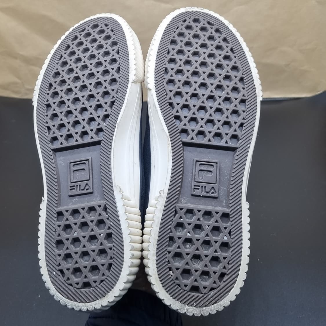 휠라 범퍼 여성스니커즈230 상품이미지3