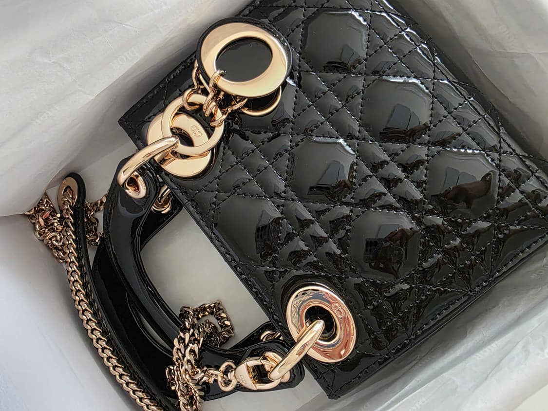 디올 레이디 미니 페이던트 새상품컨디션 상품이미지1