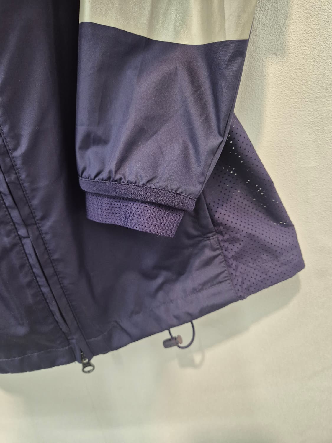 나이키 여성 바람막이  S
- 사이즈   상품이미지5