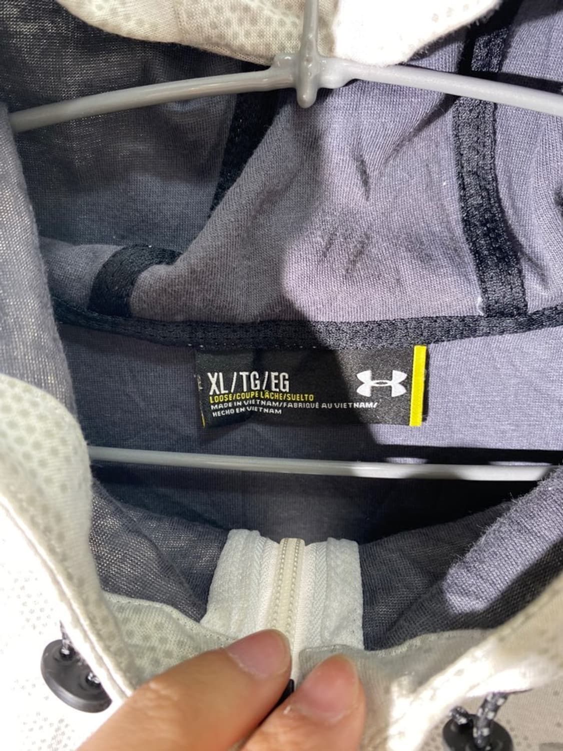 언더아머 후드 집업 상품이미지3