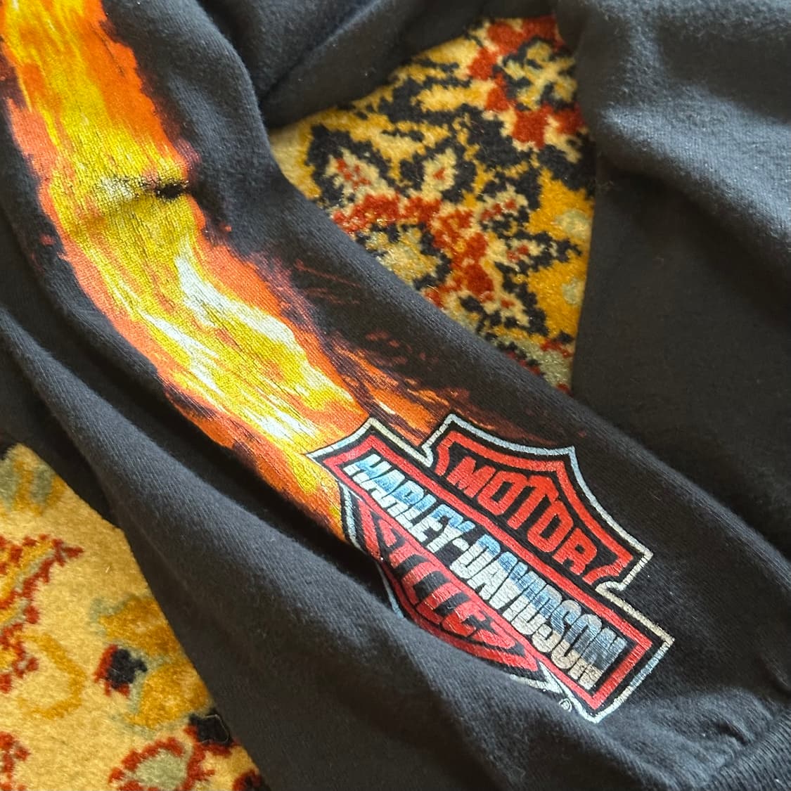 '헬벤더 & 파이어 슬리브' 포켓 롱슬리브 - 3XL 상품이미지3