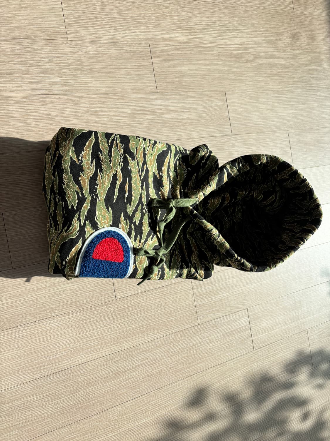 챔피온 타이거 카모 기모 후드티 S 상품이미지5