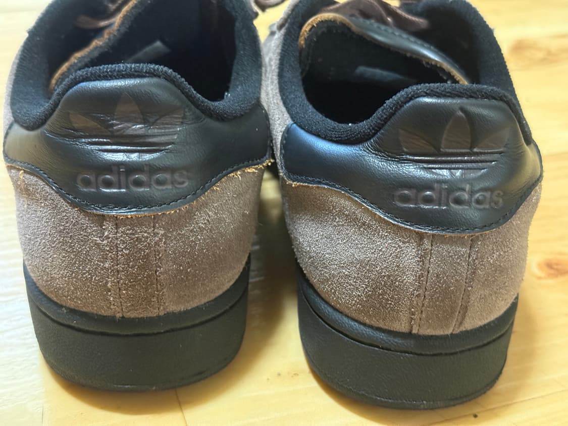 아디다스 슈퍼스타 2 브라운 코어 블랙 260사이즈 판매합니다 상품이미지4