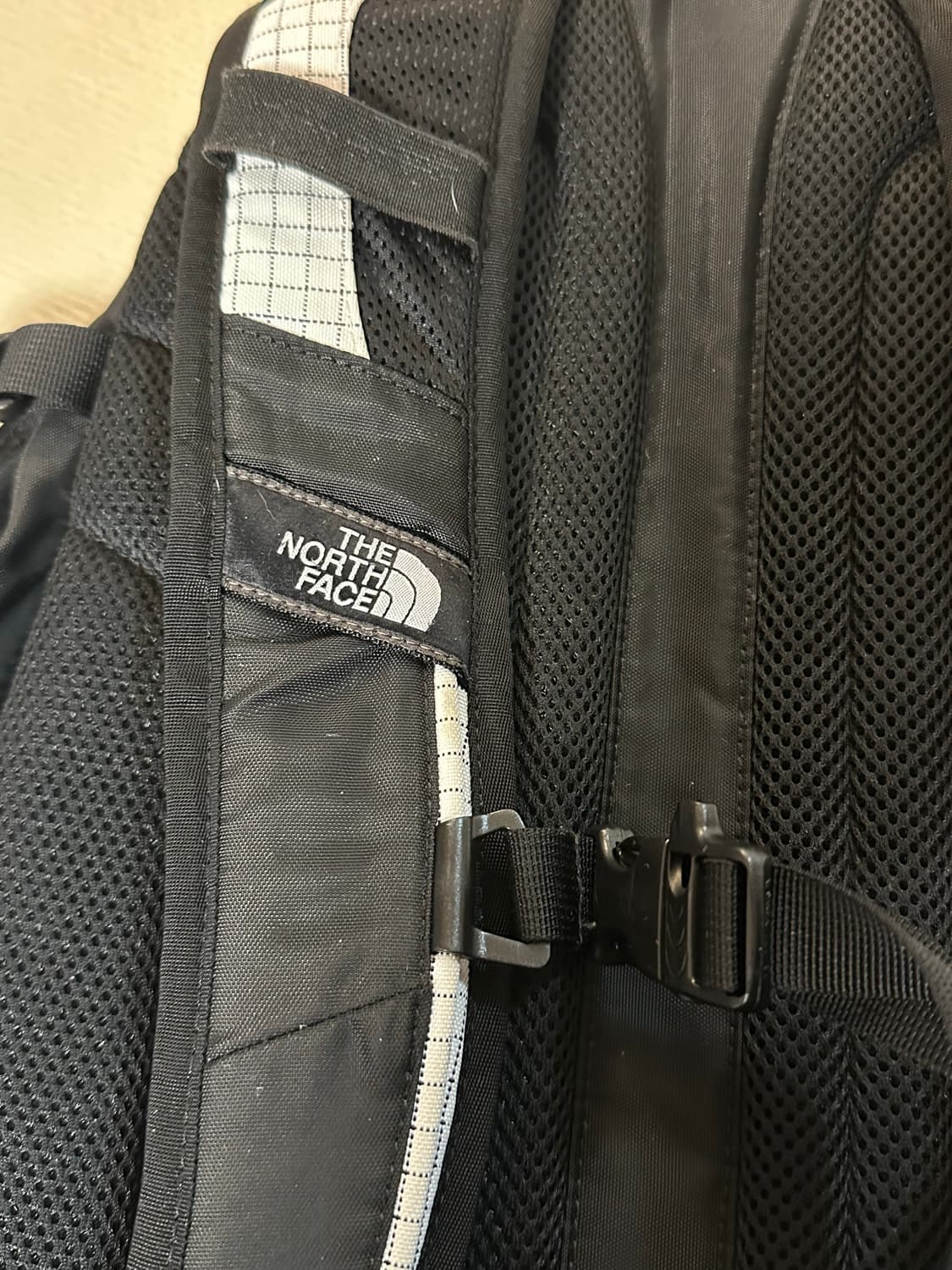 노스페이스 핫 샷 백팩 30L NEM2DI03 상품이미지10