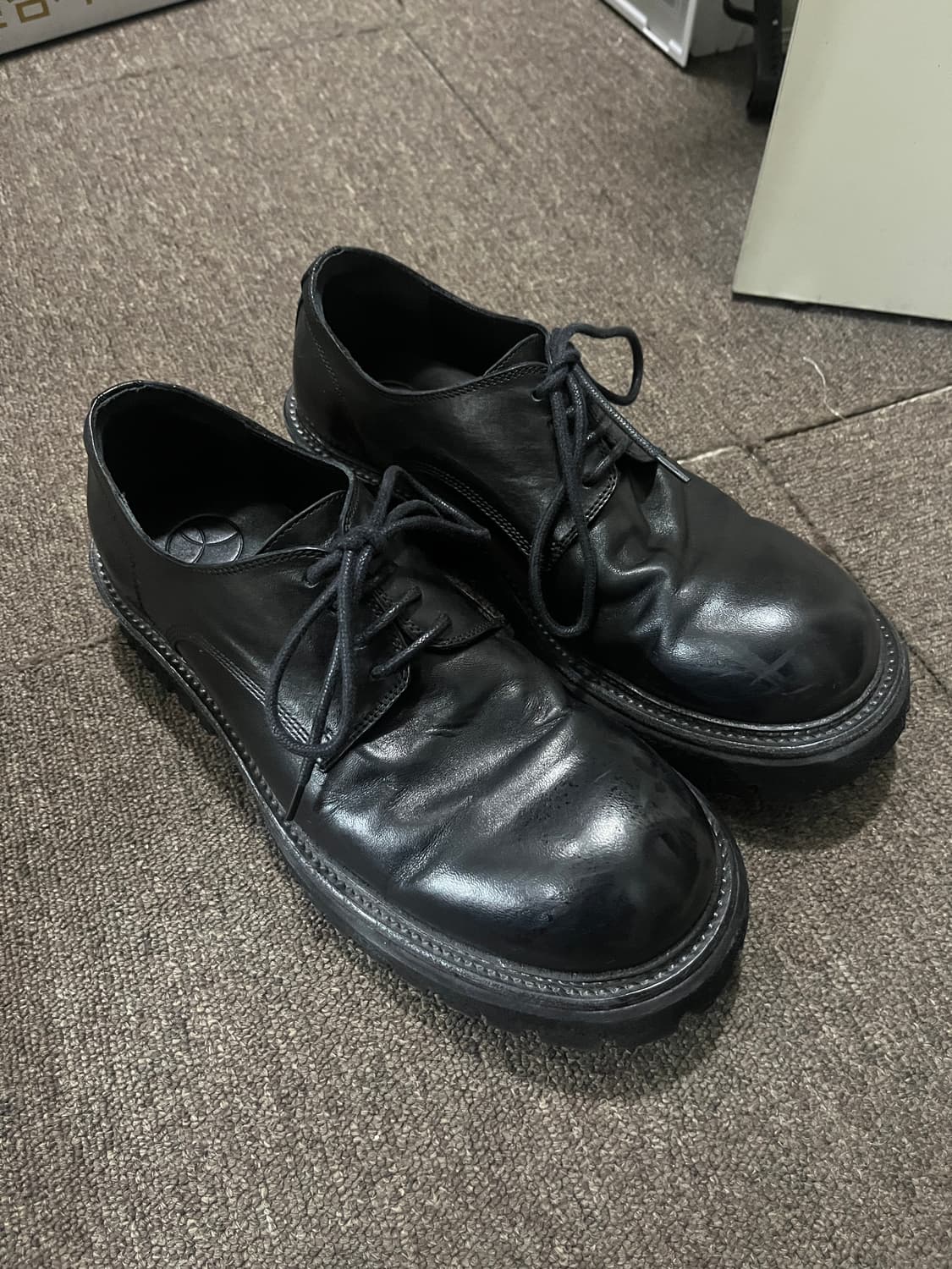 야세 6.5 페더 코만도솔 홀스하이드 더비 상품이미지2