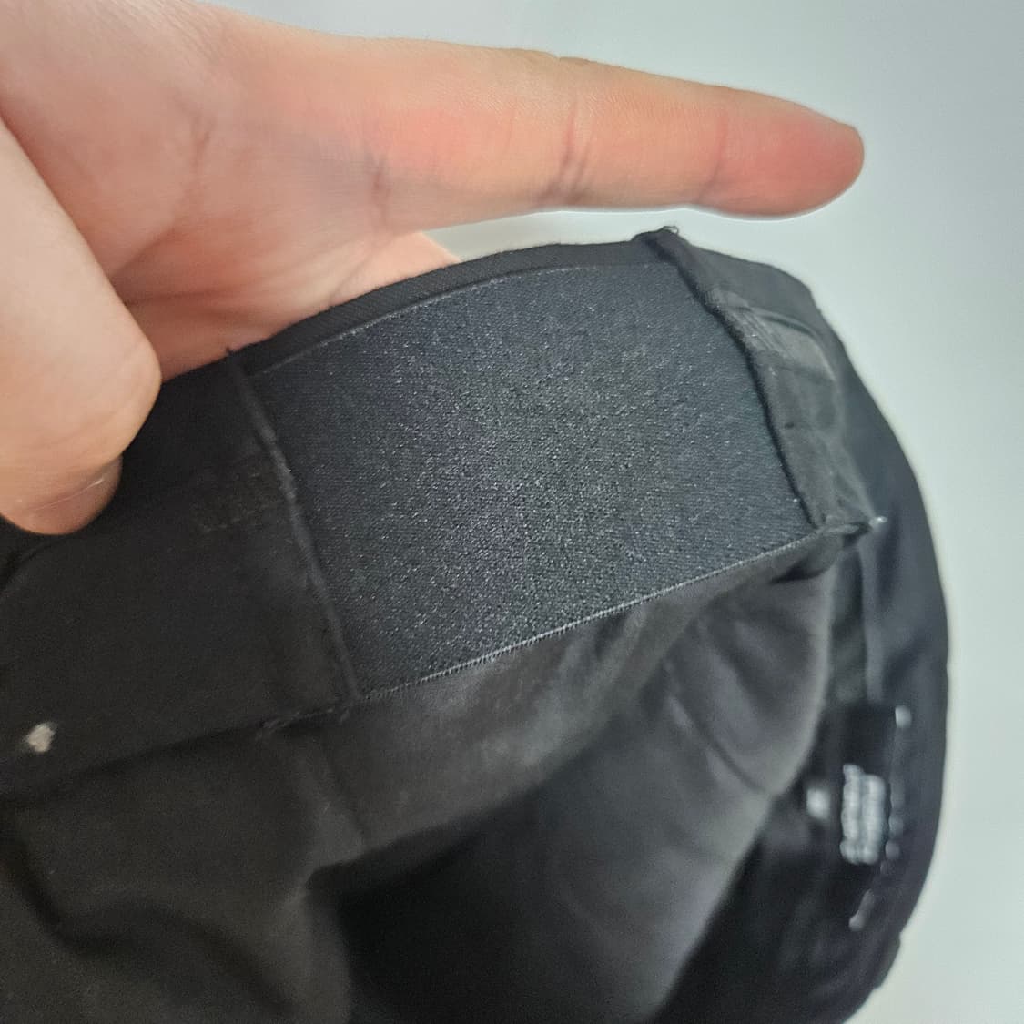 무신사스탠다드 와이드핏 히든밴딩 슬랙스 30 상품이미지5