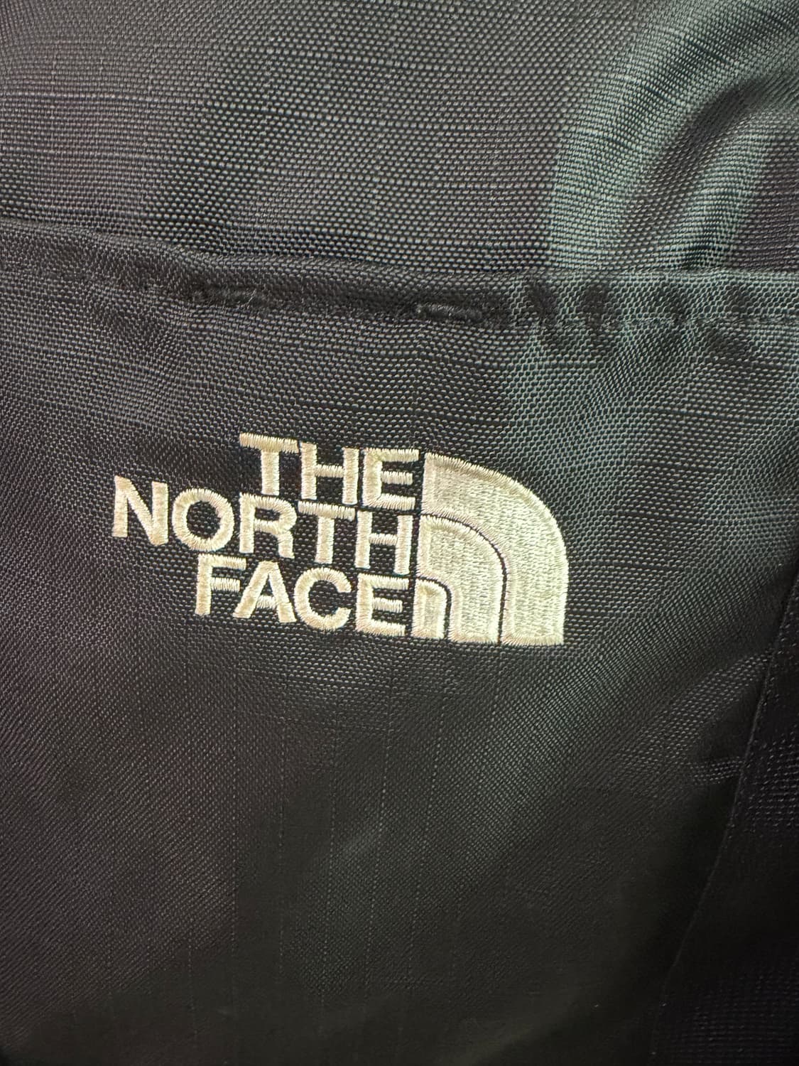 노스페이스 블랙 더플백 상품이미지4