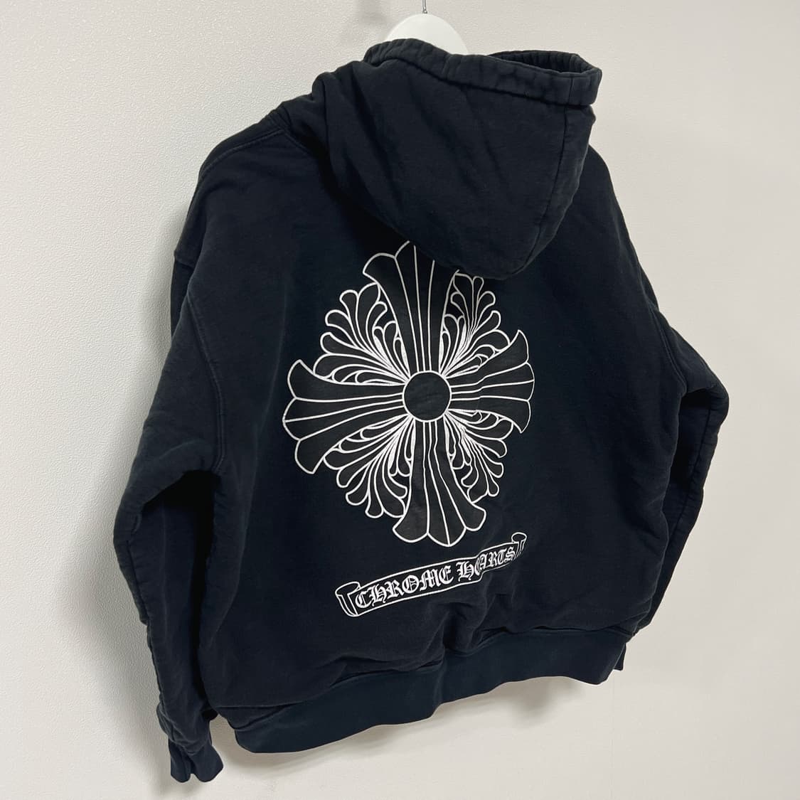 크롬하츠 플로랄 크로스 써멀 후드 집업 블랙 상품이미지3