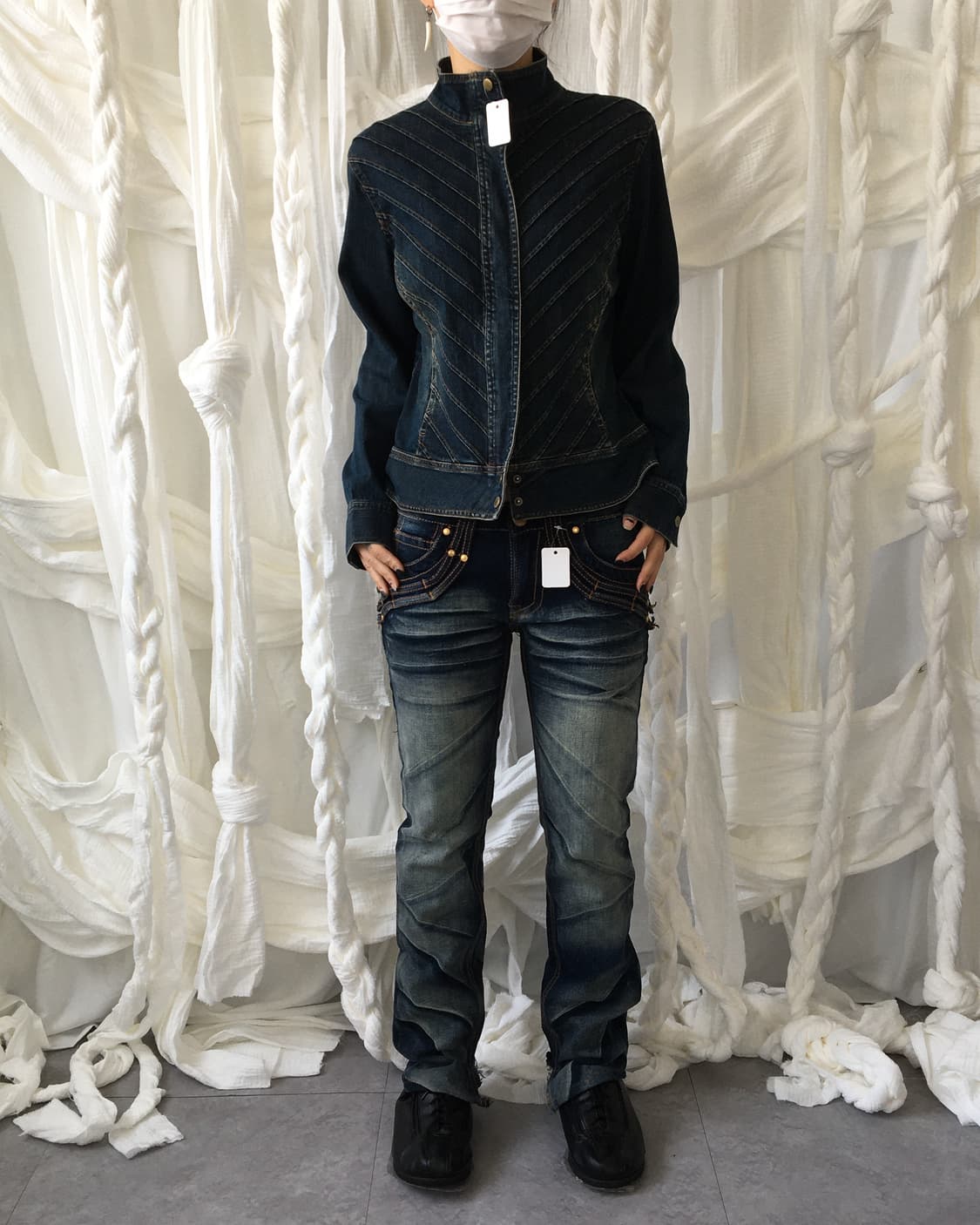 Line detail denim high neck jacket 상품이미지1