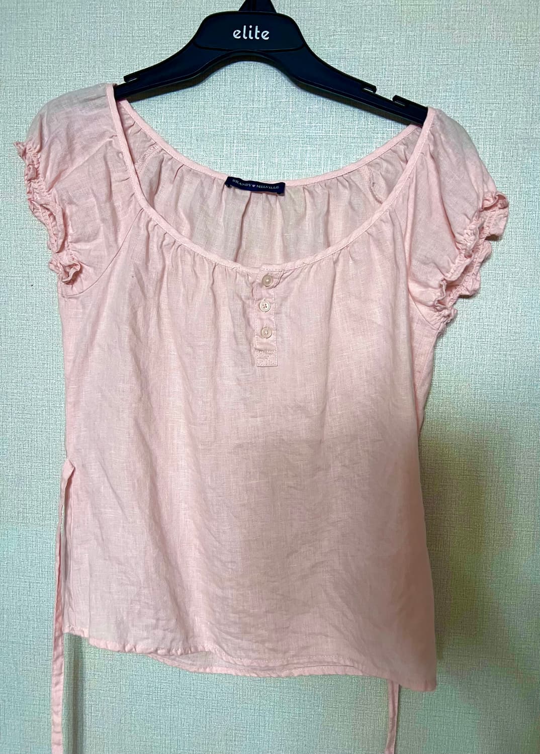 brandy melville 브랜디 멜빌 블라우스 상품이미지1