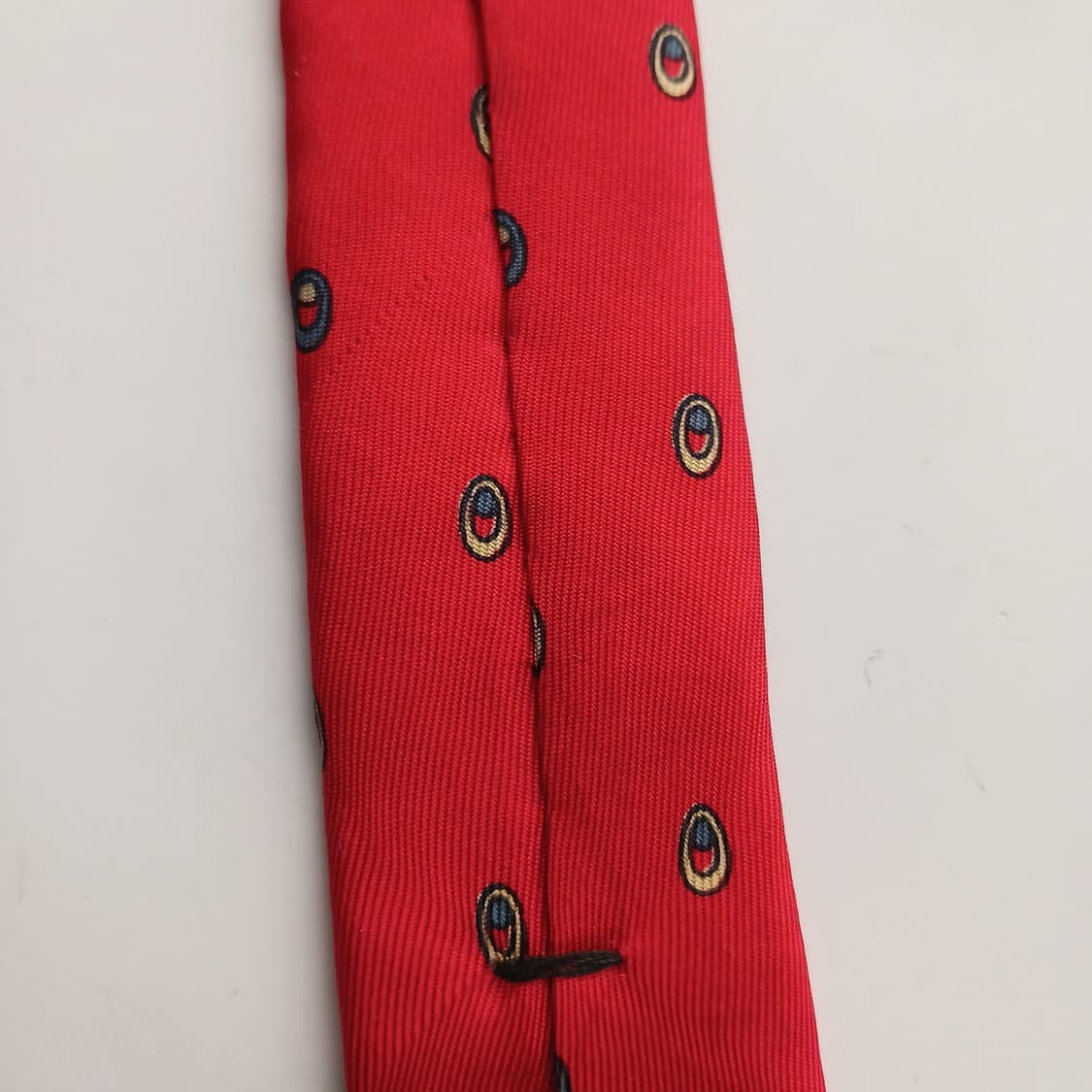 입생로랑 실크 레드 도트 패턴 넥타이 7.8cm B등급 A18500
 상품이미지8