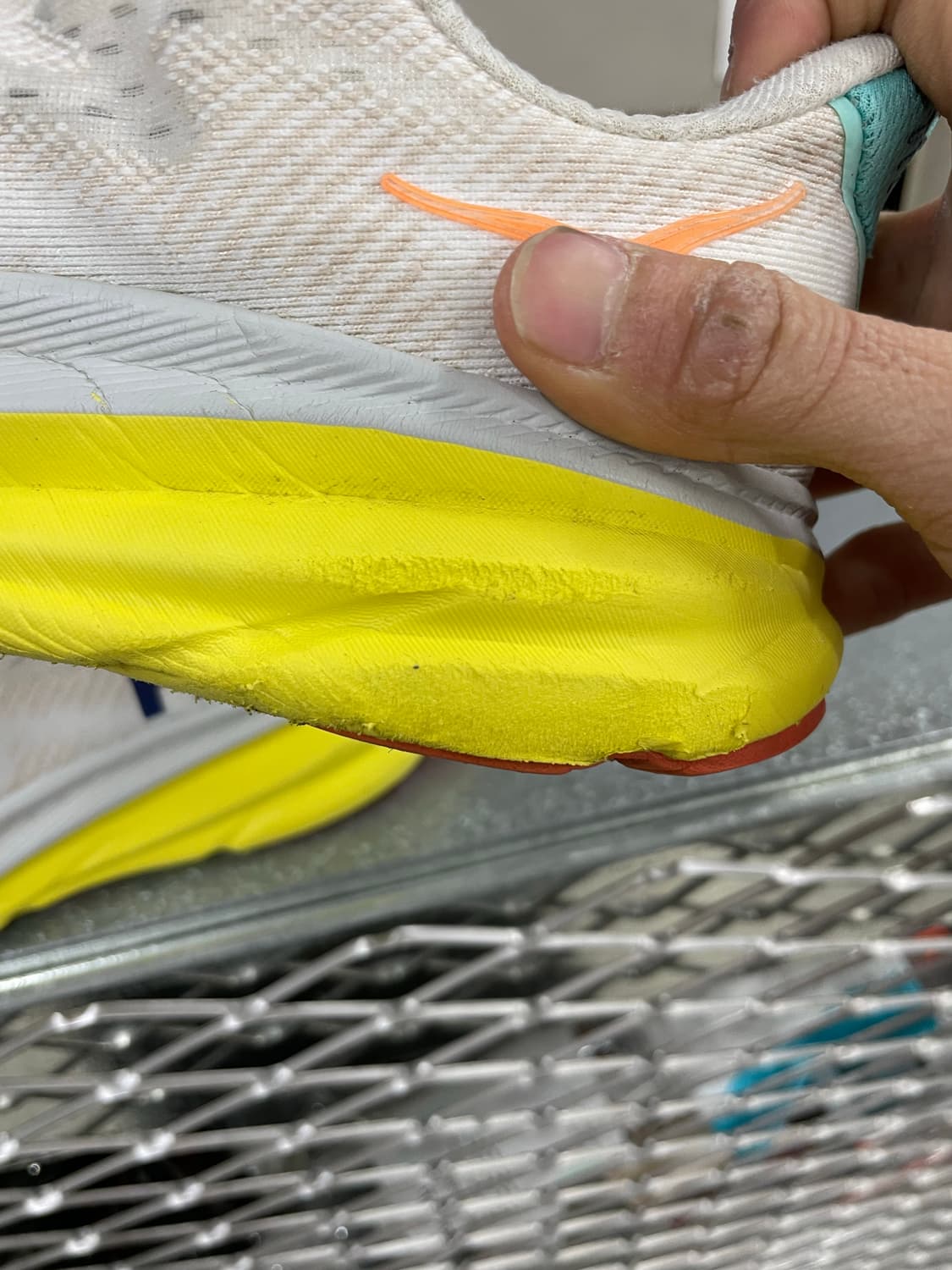 호카 클리프톤 9 에그노그 패션프루트 265 (gr-4125) 상품이미지9