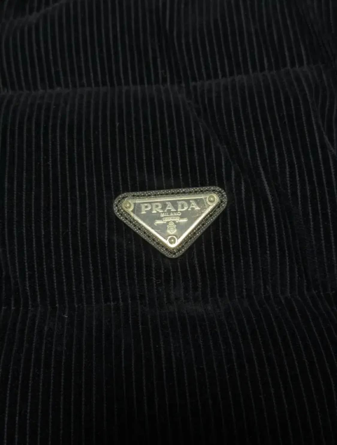 새상품 프라다 코듀로이 후드 패딩 48 상품이미지2