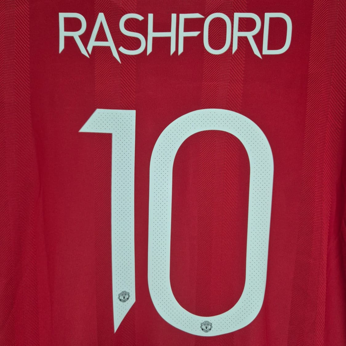 21/22 맨유 래시포드 L (어센틱) 상품이미지2