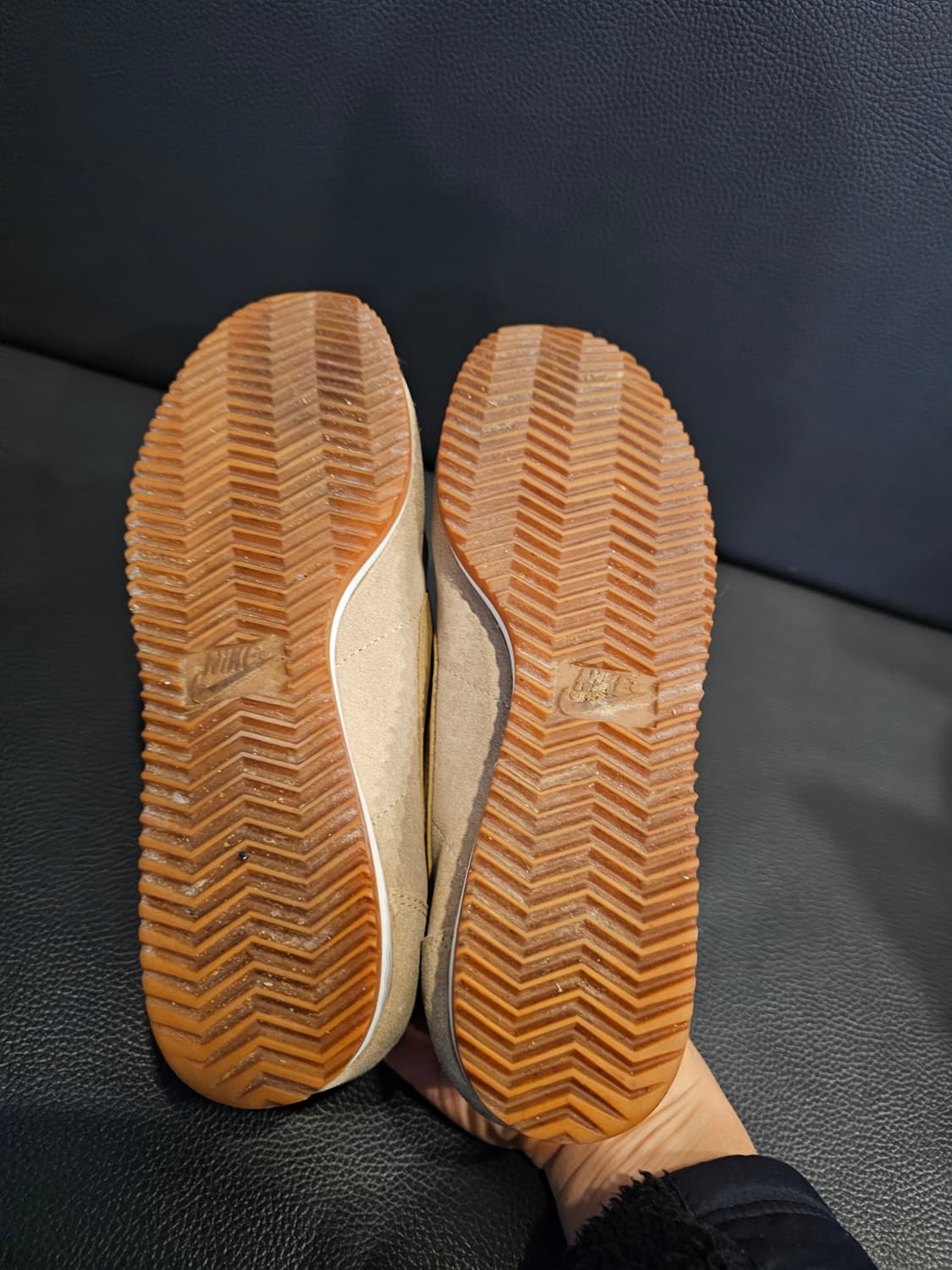 나이키 클래식 코르테즈 베이지 스웨이드 운동화 상품이미지9