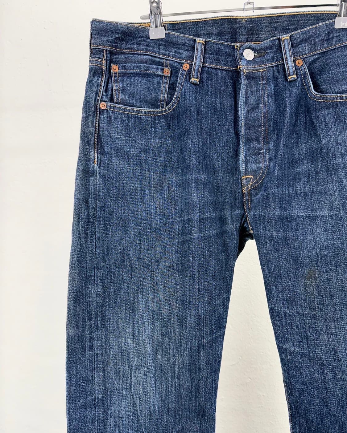 리바이스 501 오리지널 버튼 플라이 워싱 데님 팬츠 상품이미지3