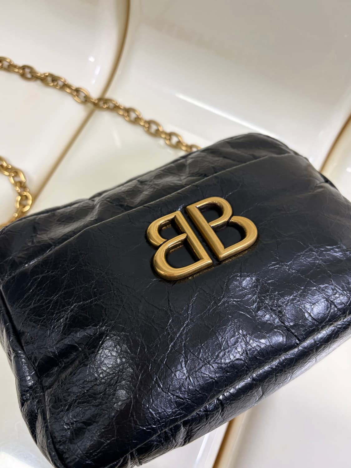 [새상품급 정품] 발렌시아가 모나코 카메라백 상품이미지3