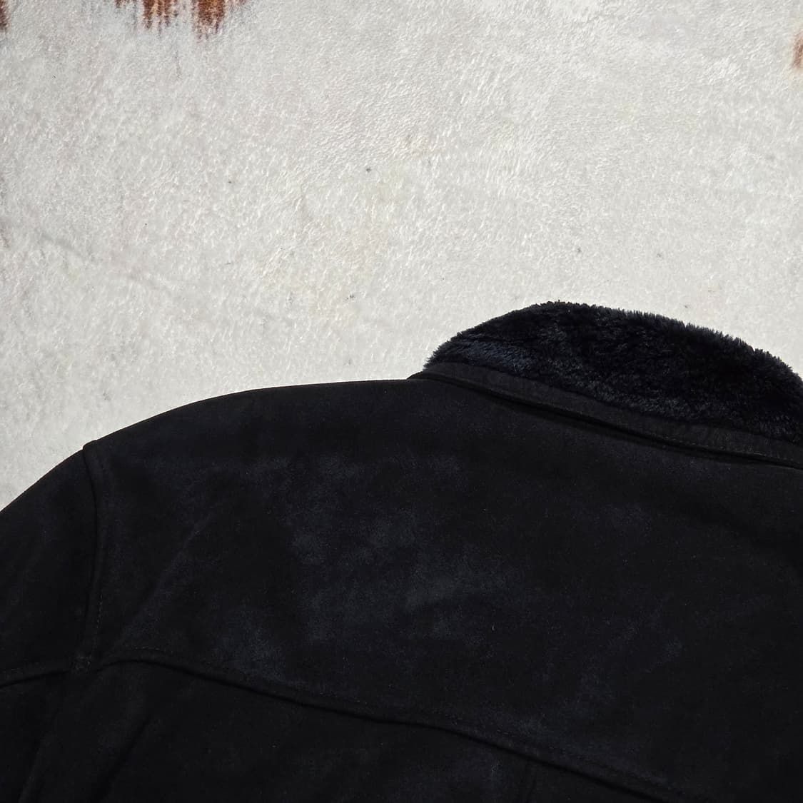 퍼 카라 블랙 무스탕 자켓 상품이미지5