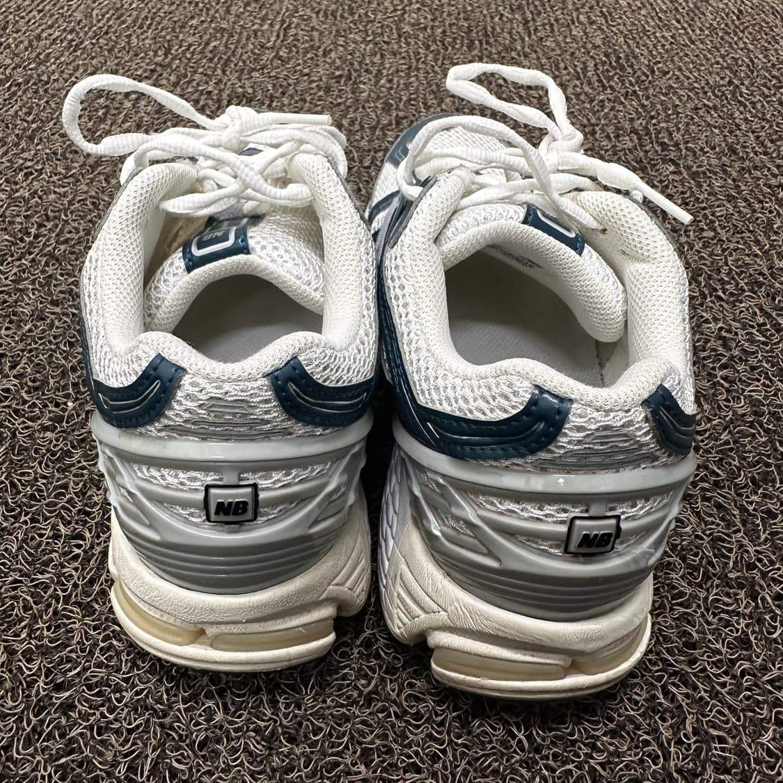뉴발란스 1906R 운동화 265사이즈 상품이미지5