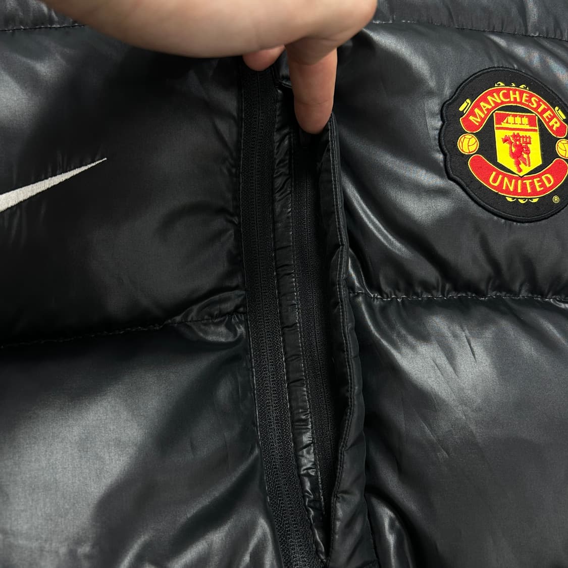 나이키 맨유 올드스쿨 유광 패딩(M) 상품이미지9