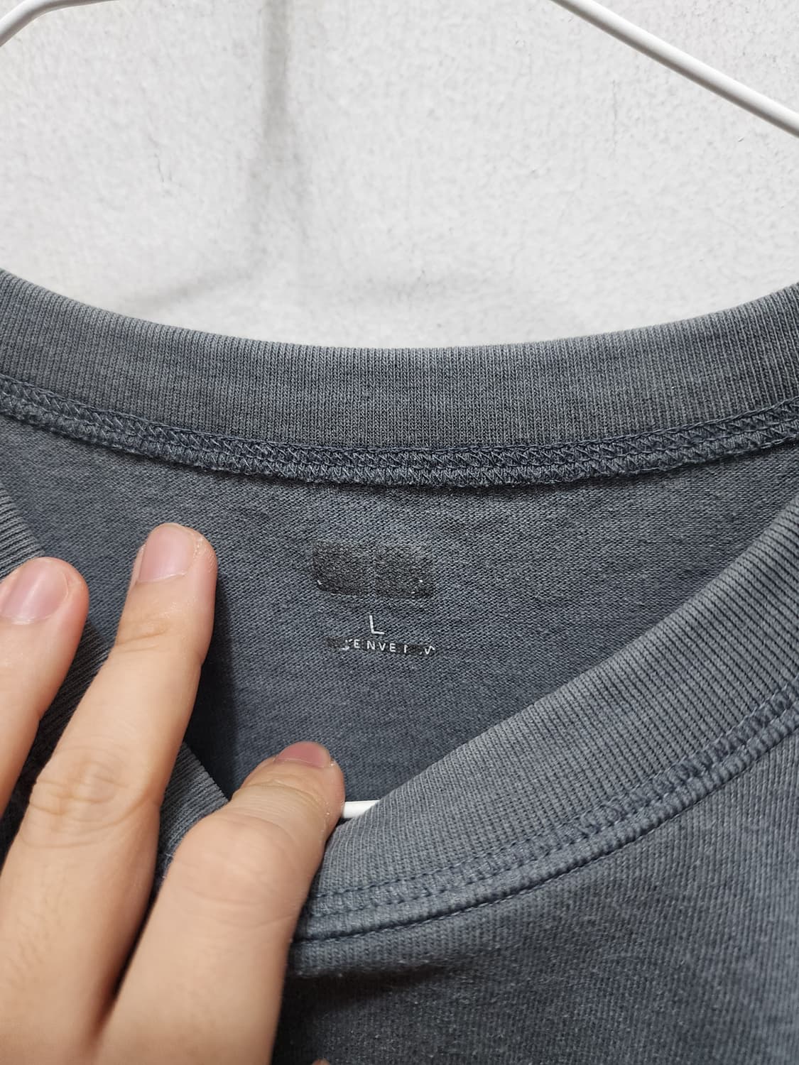 유니클로 베이직 반팔티 상품이미지3