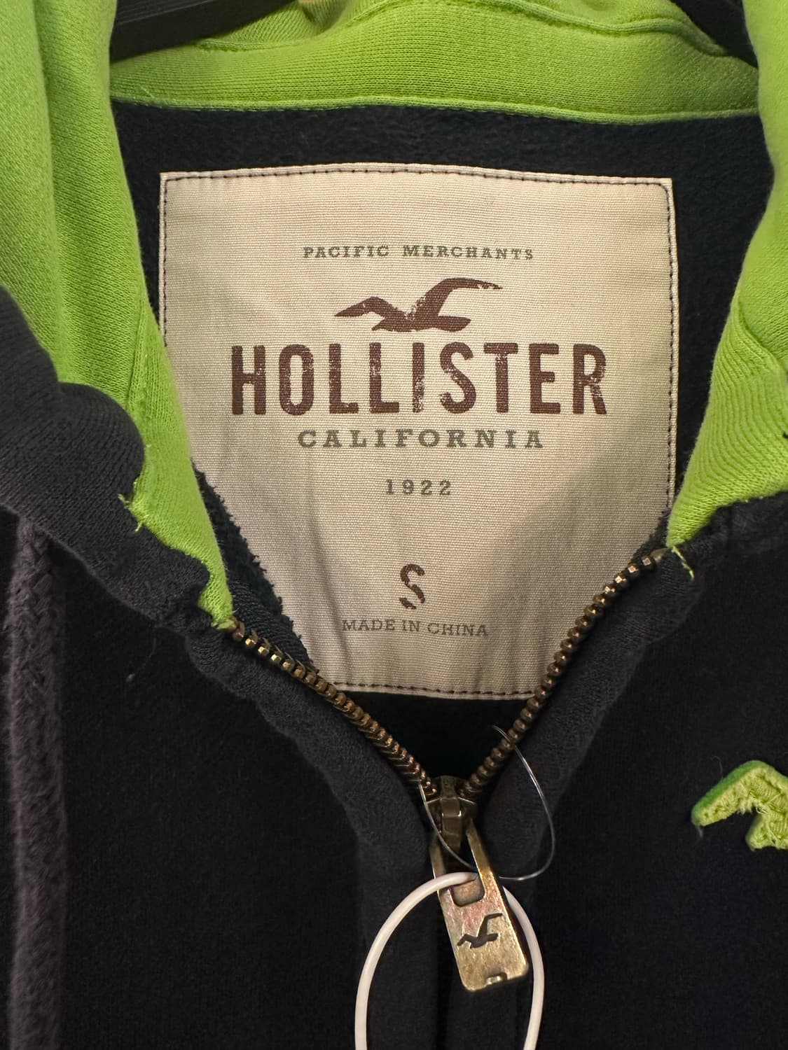 HOLLISTER 홀리스터 블랙그린 후드집업 상품이미지3