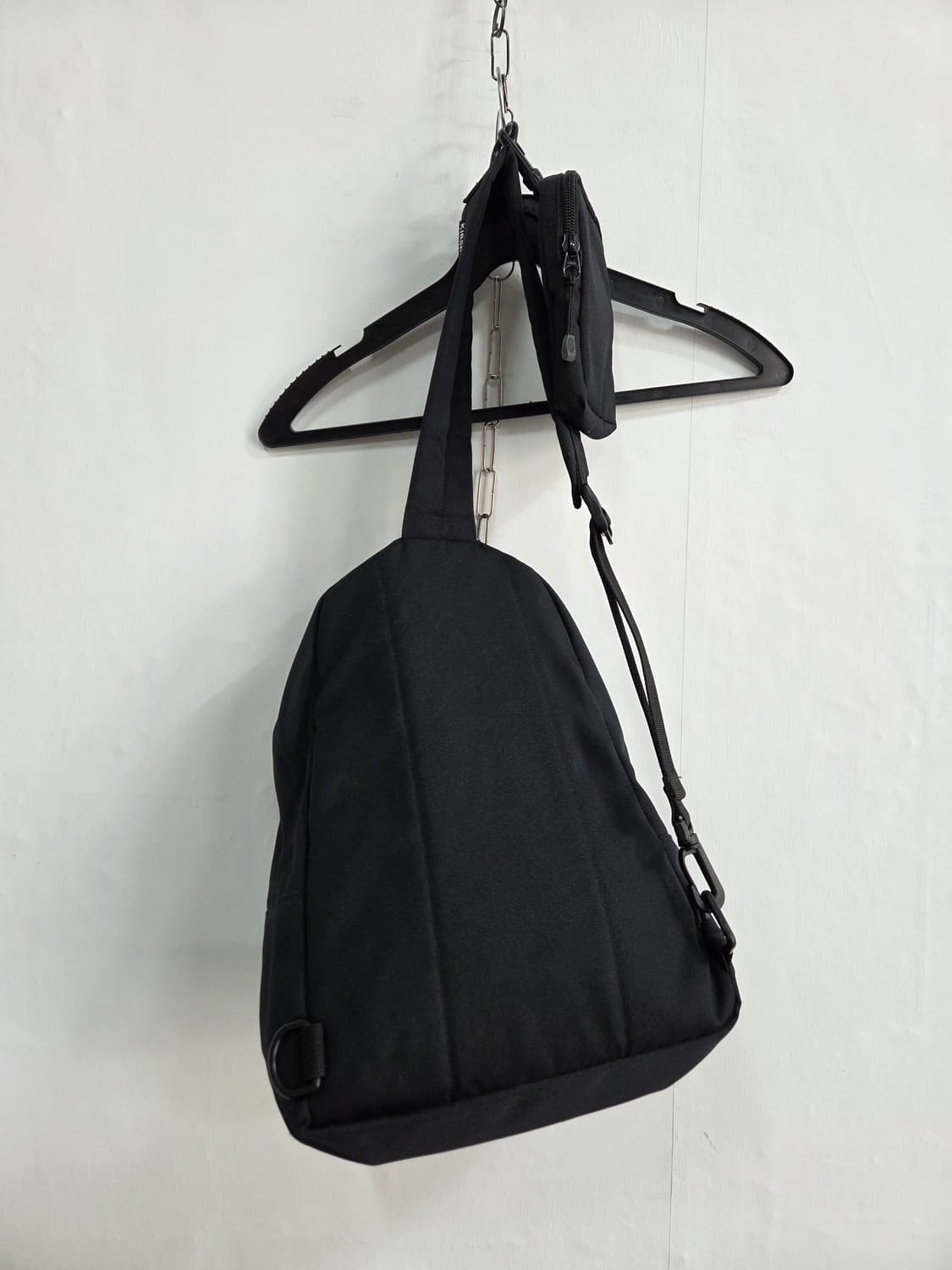 키르시 포켓 테크니컬 슬링백 블랙 상품이미지6