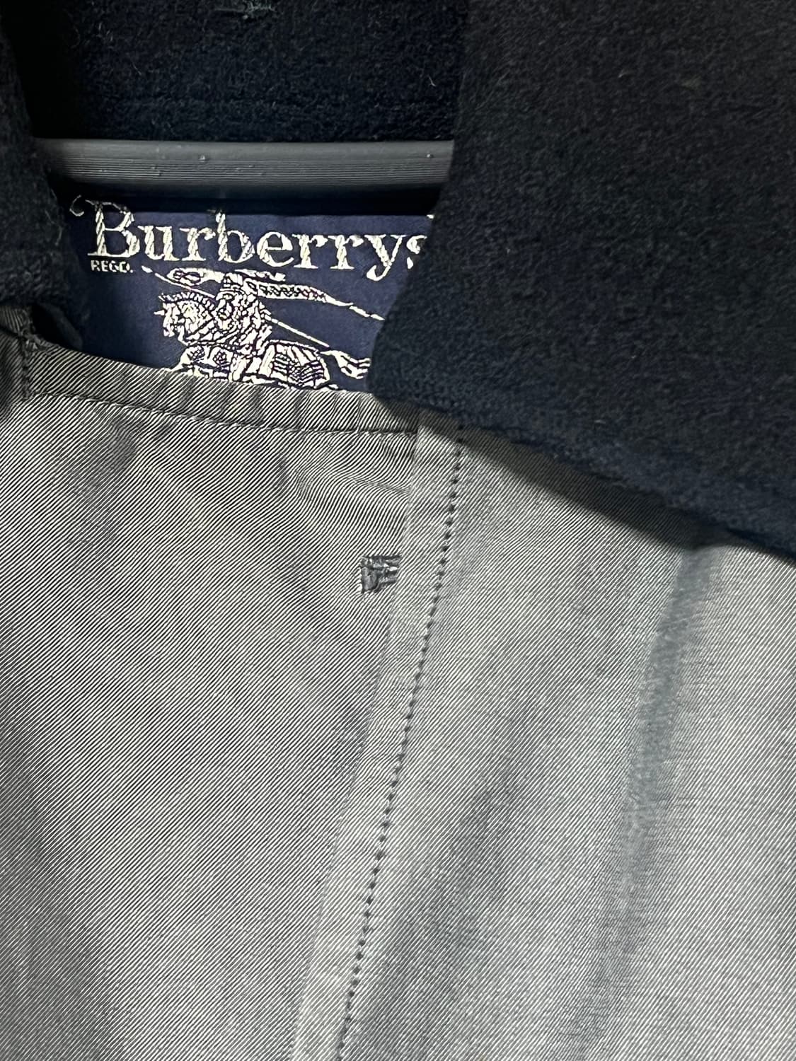 (아카이브급) 버버리 트렌치 코트 내피 탈착 / 건플랩 / 다크 카키 상품이미지3