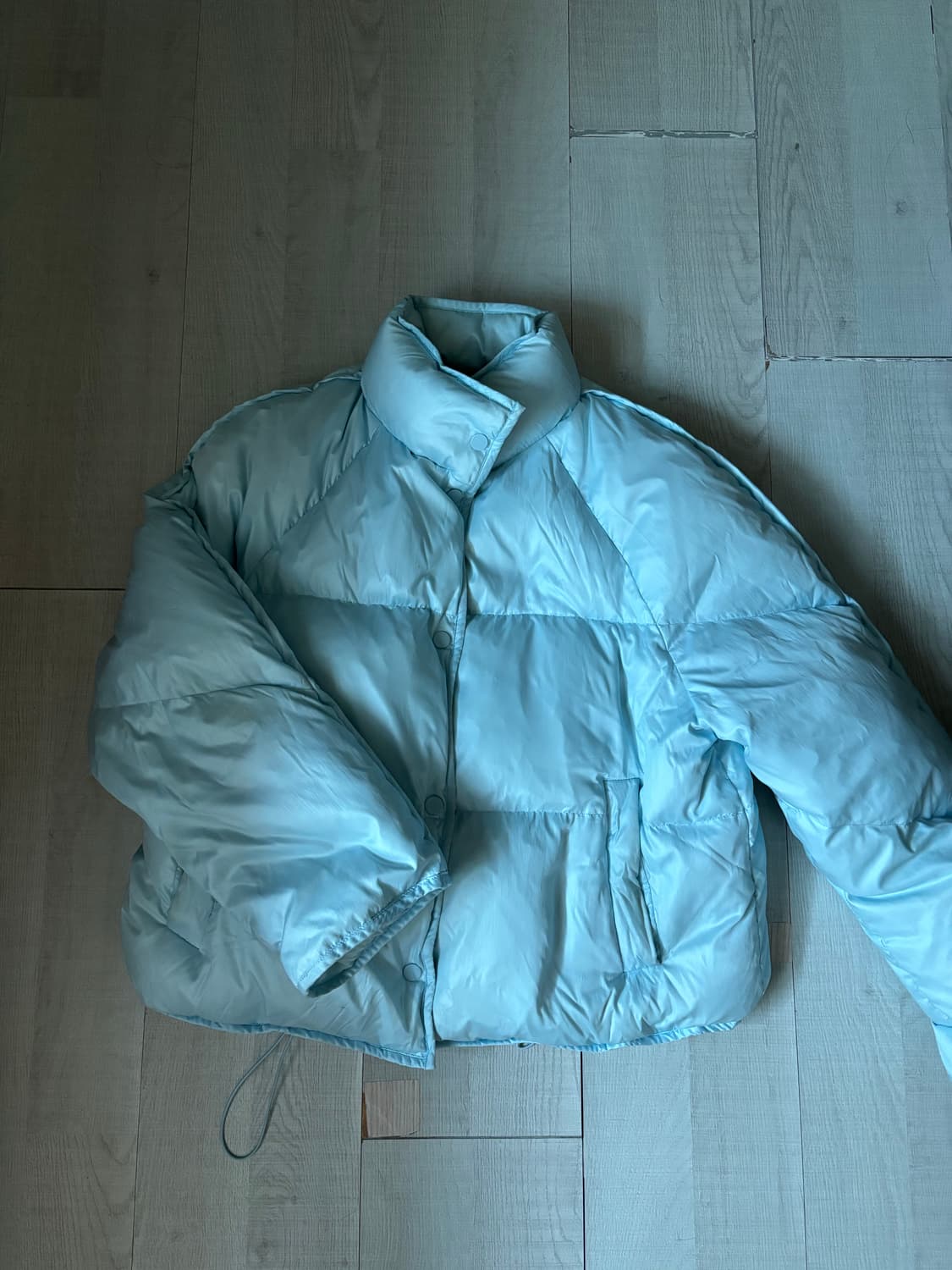 인사일런스 글로시 구스다운 패딩 상품이미지4