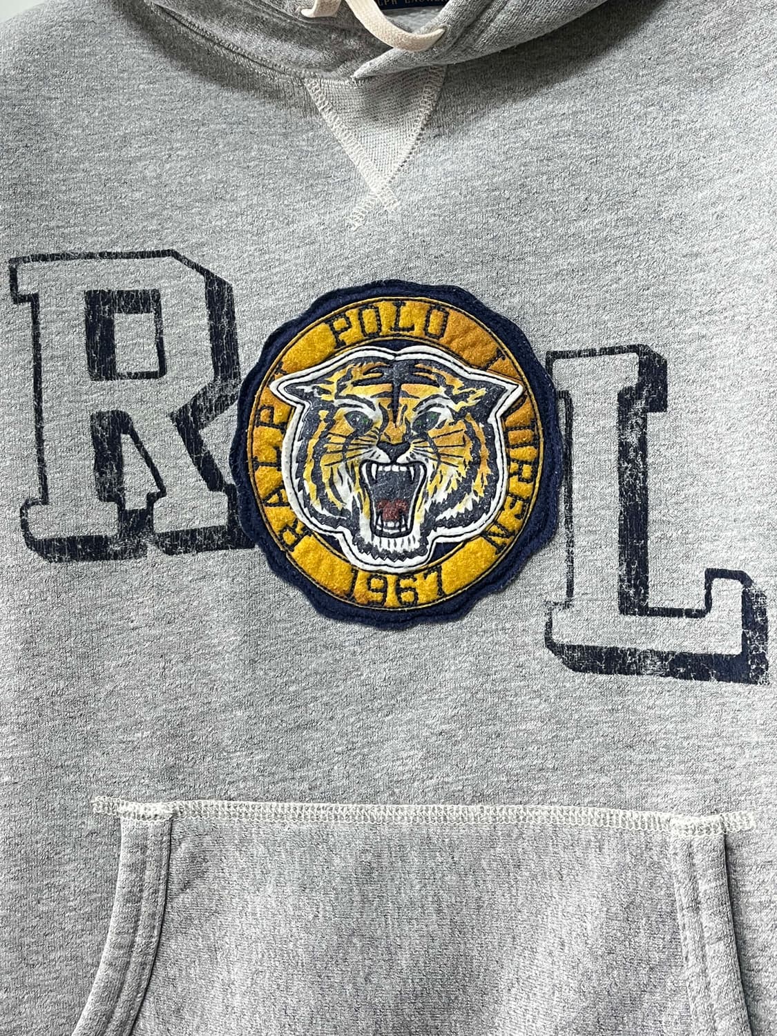 폴로 랄프로렌 멜란지그레이 타이거 패치 스웻 후드티 상품이미지5