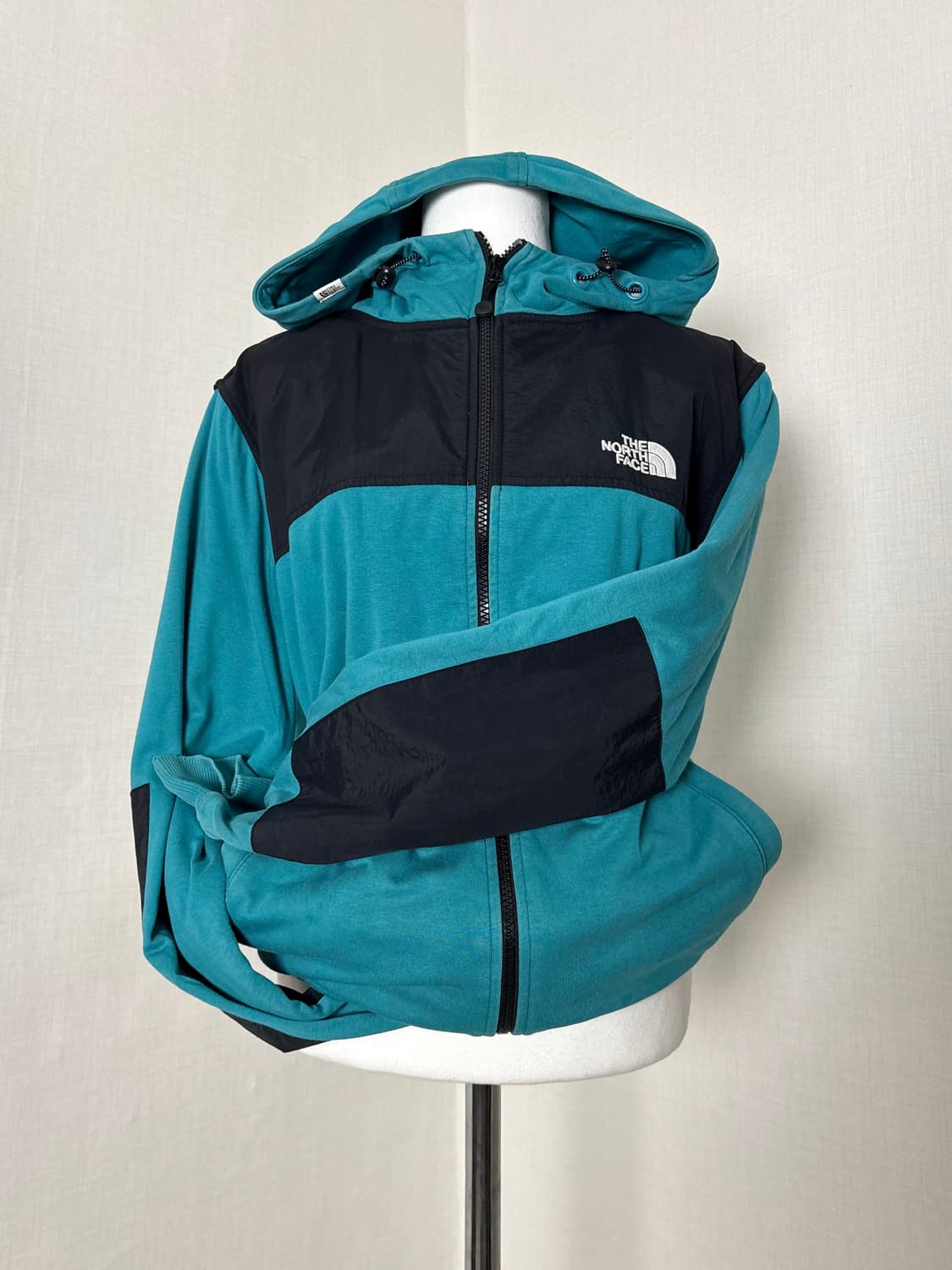 노스페이스 민트 블랙 배색 후드집업 상품이미지2
