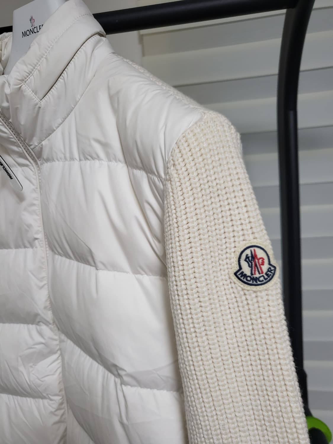 24FW 몽클레어 트리콧 니트패딩 L 상품이미지4