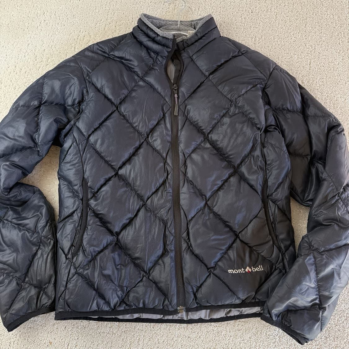 10s 몽벨 경량패딩 블랙 상품이미지1