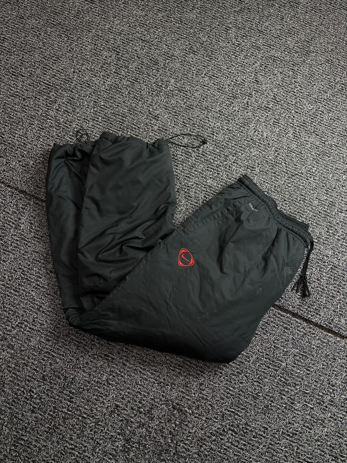 나이키 올드스쿨 스우시 스톰핏 방풍 팬츠 2330 상품이미지1