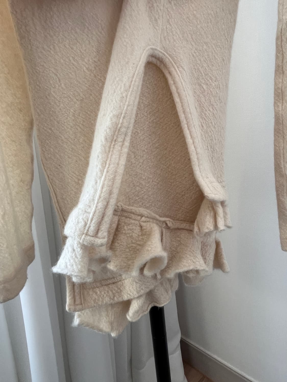 꼼데가르송 트리콧 언밸런스 프릴 니트 상품이미지6