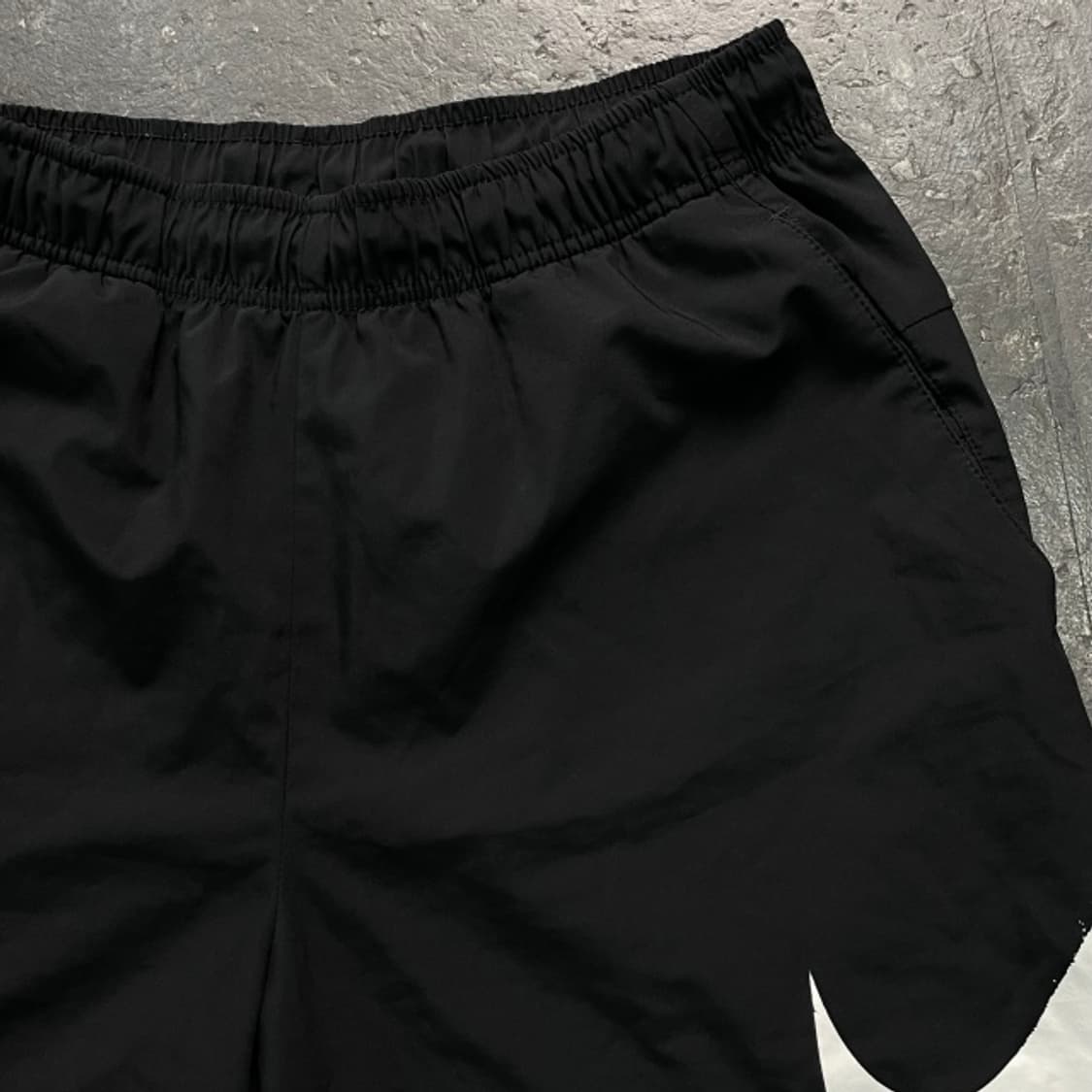 100 나이키 드라이핏 반바지 상품이미지2