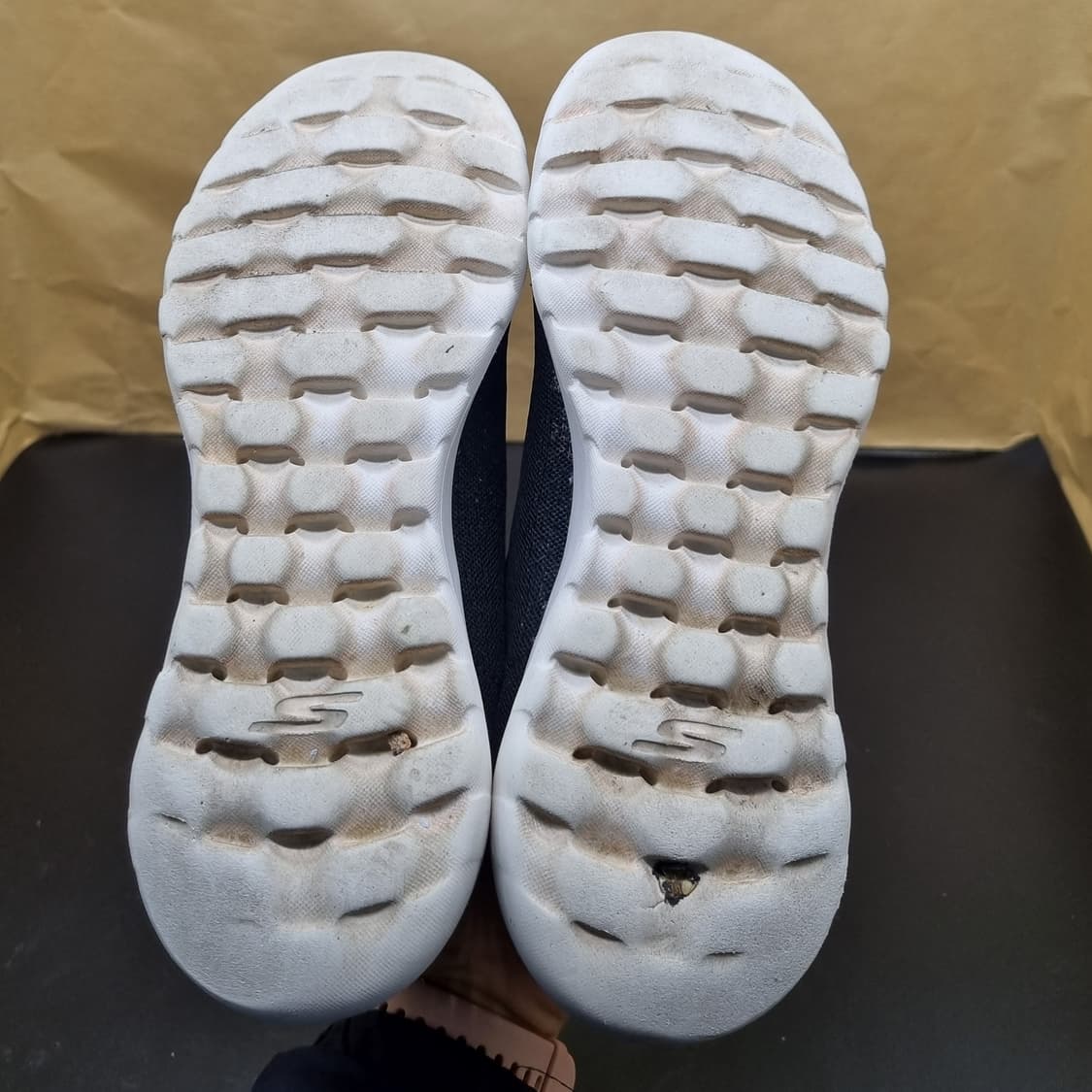 스케쳐스 메쉬 번지 여성운동화235  상품이미지3